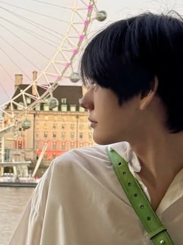 THE SIDE PROFILE 

 #NICHOLAS #니콜라스  #이학래 #학래 
#NICHOLASLEE 
#SMTR25