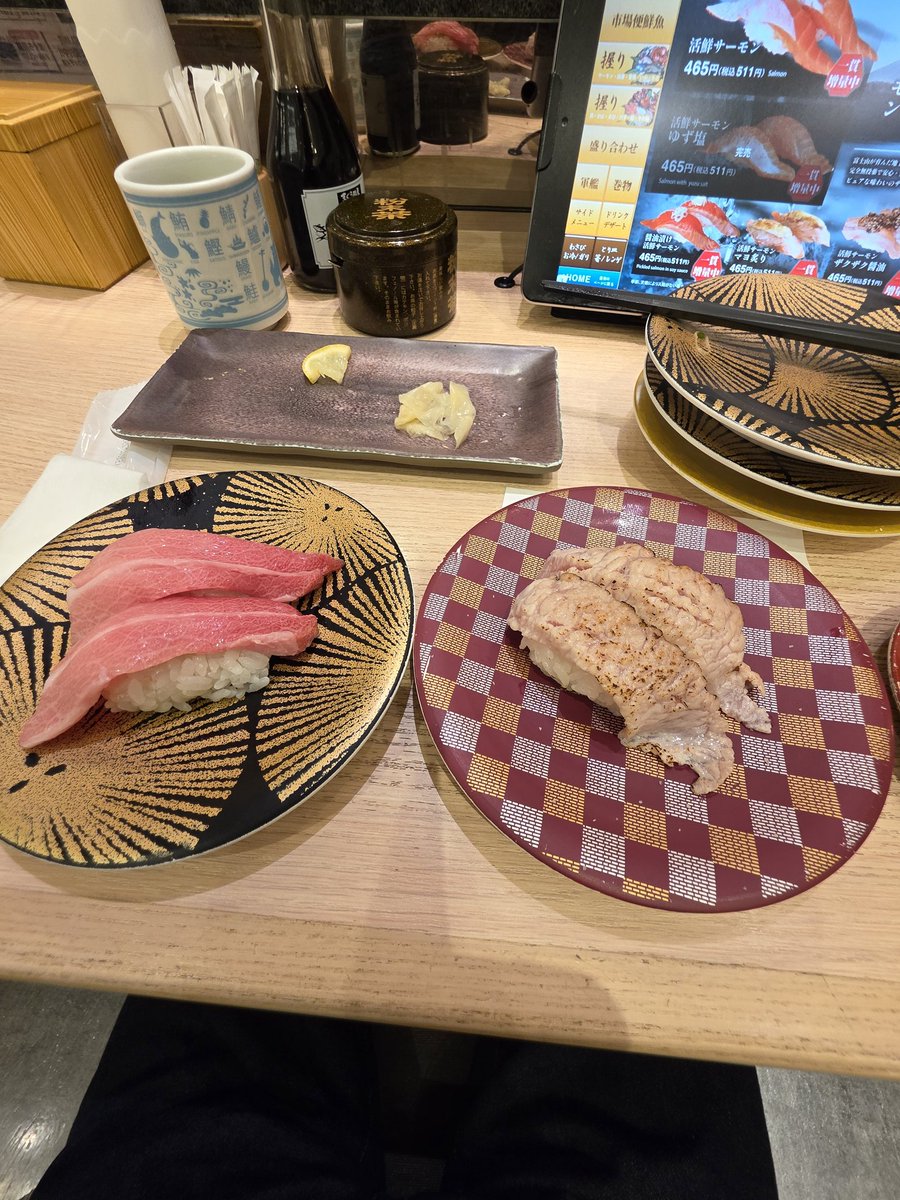 ruruch11's tweet photo. サーモンマヨ炙り初めて食べたけど美味しかった… https://t.co/FneQlrnnQL