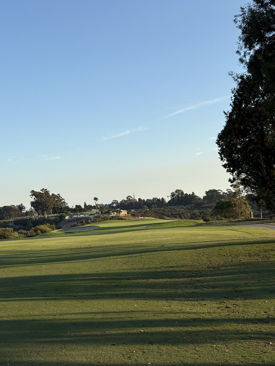 SchwormNate's tweet photo. Balboa Park GC
San Diego, California
Super fun muni. A few funky holes by overall a good track. Great views of downtown SD. https://t.co/6klAnnPIma