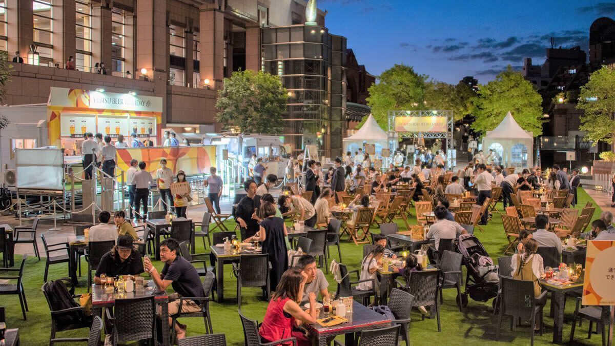 event_checker's tweet photo. 8/22(金)-31(日) 東京・恵比寿ガーデンプレイスで「YEBISU BEER HOLIDAY」開催。とっておきのヱビスと、この地ならではのグルメが楽しめるビールの祭典。入場無料→https://t.co/eHf5Gx9TlH https://t.co/Z4grJLMPsf