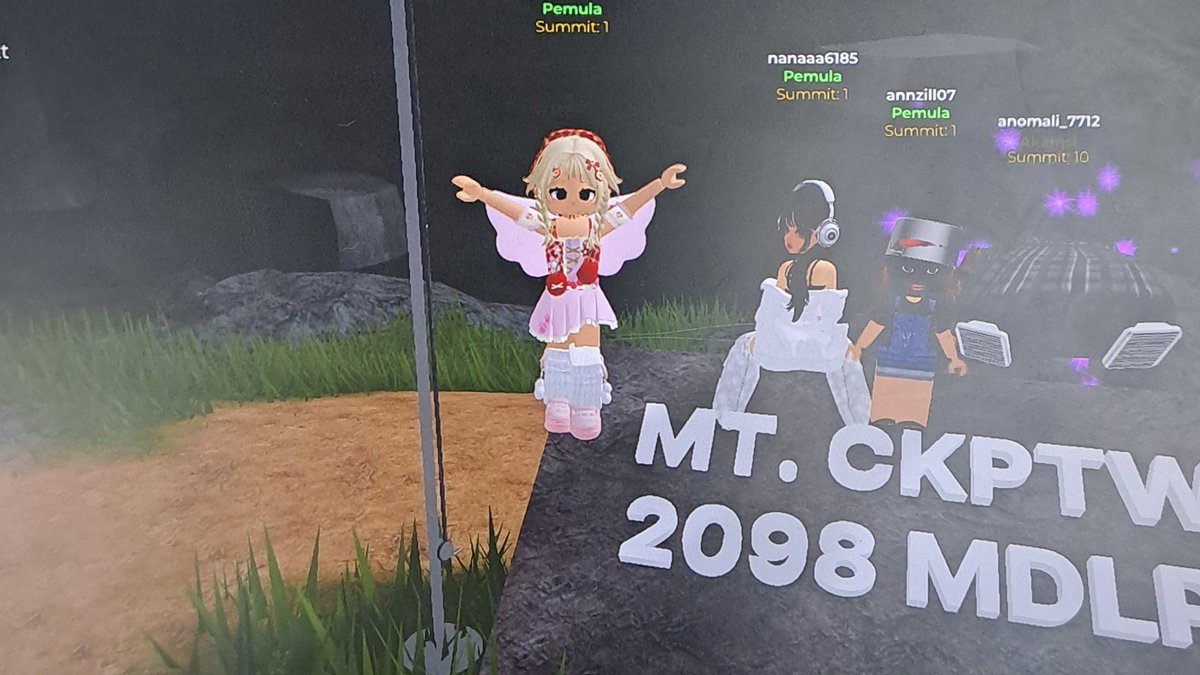 noyics's tweet image. kegiatan abis kelas: muncak ☝🏻