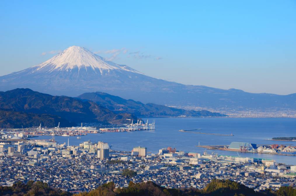 ZING_LIPDRUMS's tweet photo. #クリラジ
富士山とコラボできる映えスポット3選！
薩埵峠（さったとうげ）：歌川広重の浮世絵にも描かれており、永谷園のお茶漬けのおまけカードにも登場
日本平ホテル：特大ガラス越しに見る富士山は圧巻
三保の松原：世界遺産に登録！ここも外せない！ https://t.co/UjeHILjY11