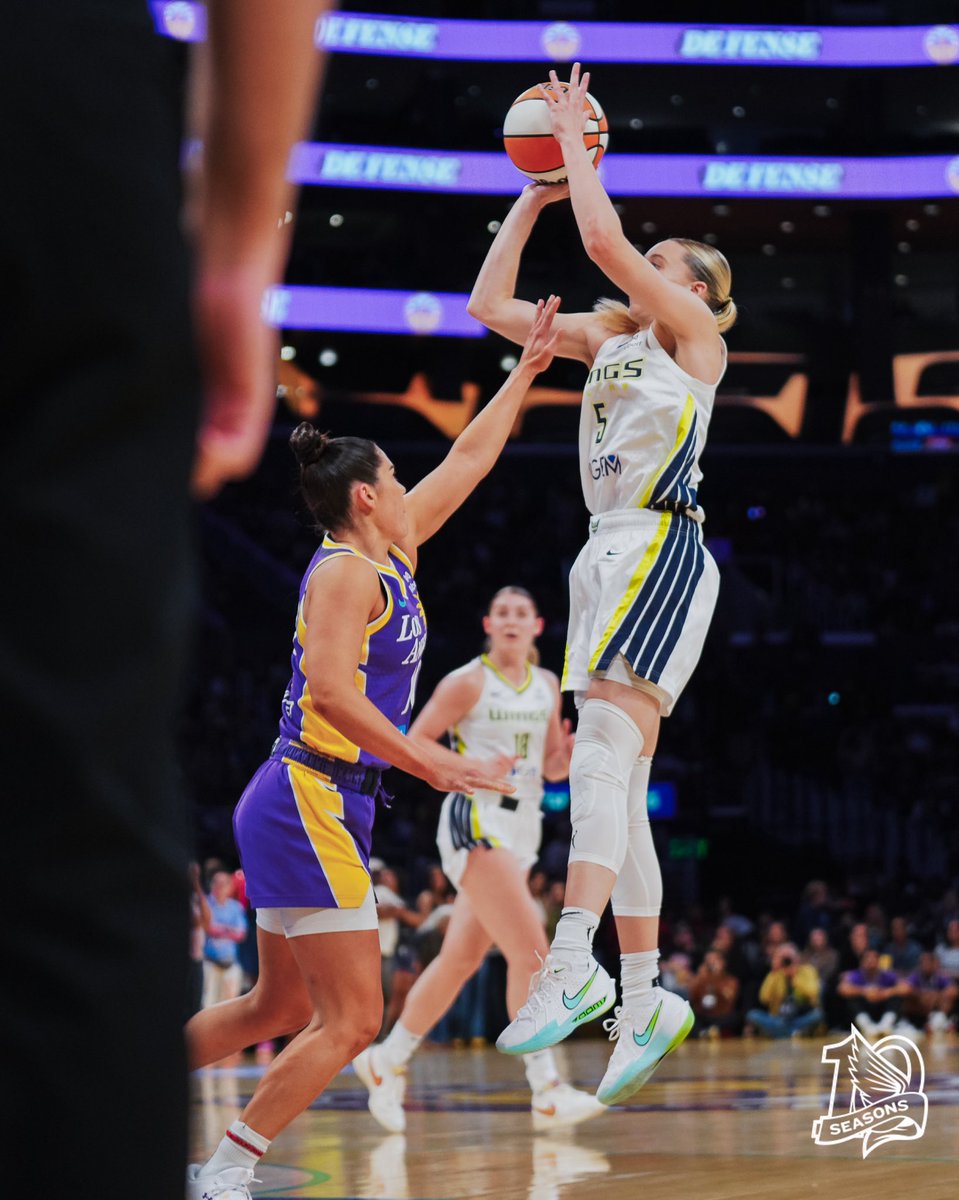 Paige Bueckers is the only rookie this season to have multiple 30 point games.

Oops, we mean Paige Buckets* 🤭