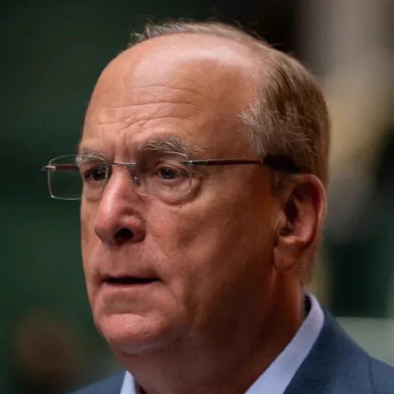 🔴ROVER: BlackRock vende $257,8 milioni in ETH: notizie fresche!