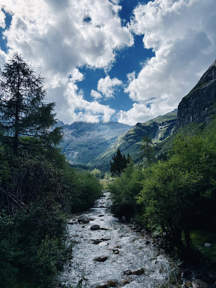 HausofWord's tweet photo. Chuanzerland. https://t.co/rIyvTUxbhG