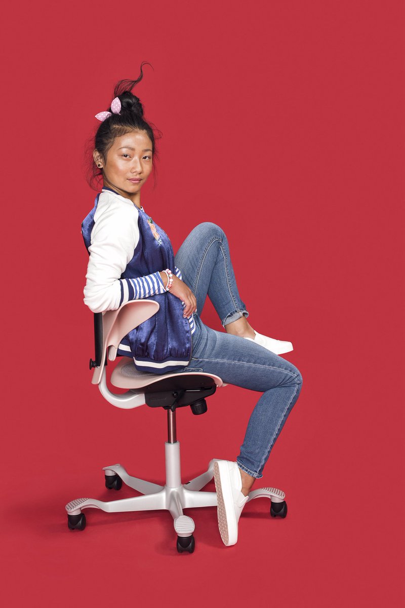 NordikSeating's tweet photo. ¿Por qué elegir La silla ergonómica Capisco de HÅG? ¿Buscas una silla ergonómica nueva?  Escuche sobre los beneficios únicos de la icónica silla Capisco , desde la promoción de un estilo de vida menos sedentario hasta un diseño sostenible pionero MADE IN NORWAY. Ahora en Ecuador https://t.co/M6eVywmaQa