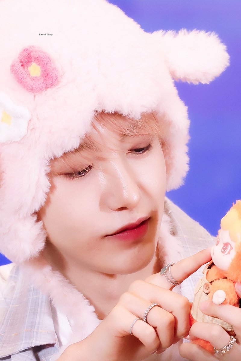 swordlily0323's tweet photo. 250820 💭🎀🤍🎀💭
#런쥔 #仁俊 #RENJUN #NCT #NCTDREAM️ https://t.co/5xDZolIdgS