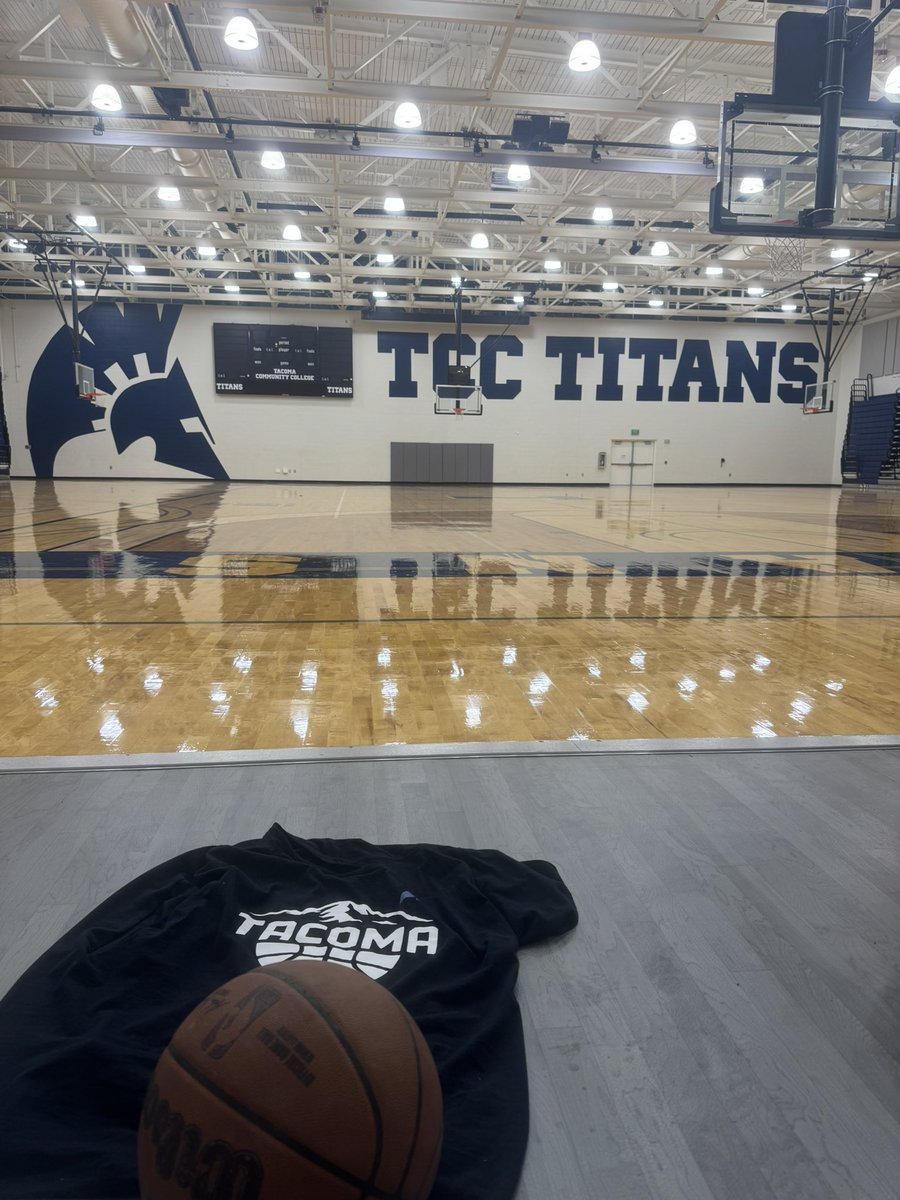 Coach Jackson tweet media