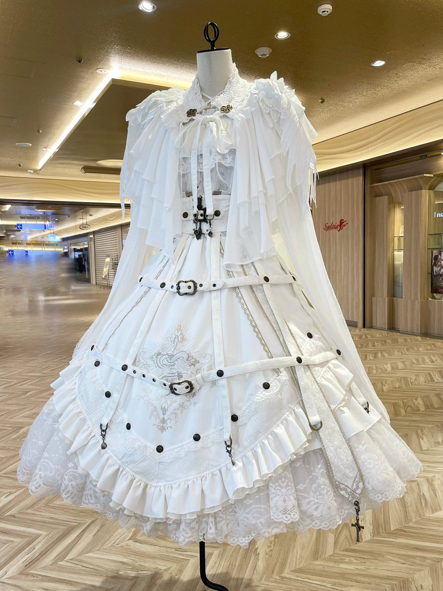 サト 公式写真30枚セット 𝐎𝐳𝐳 𝐎𝐧𝐞𝐬𝐭𝐞 ☨新宿サブナード店☨ on X: 