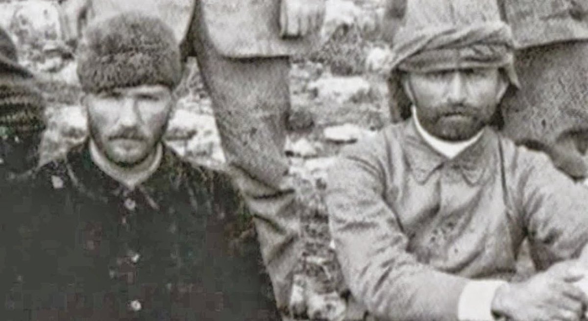 Mustafa Kemal'i diğer subaylardan ayıran en önemli yönü, kendisinin gayri nizami harp tekniklerini öğrenmiş olmasıdır. 🧵 

Buyurun bilgiseline. ++