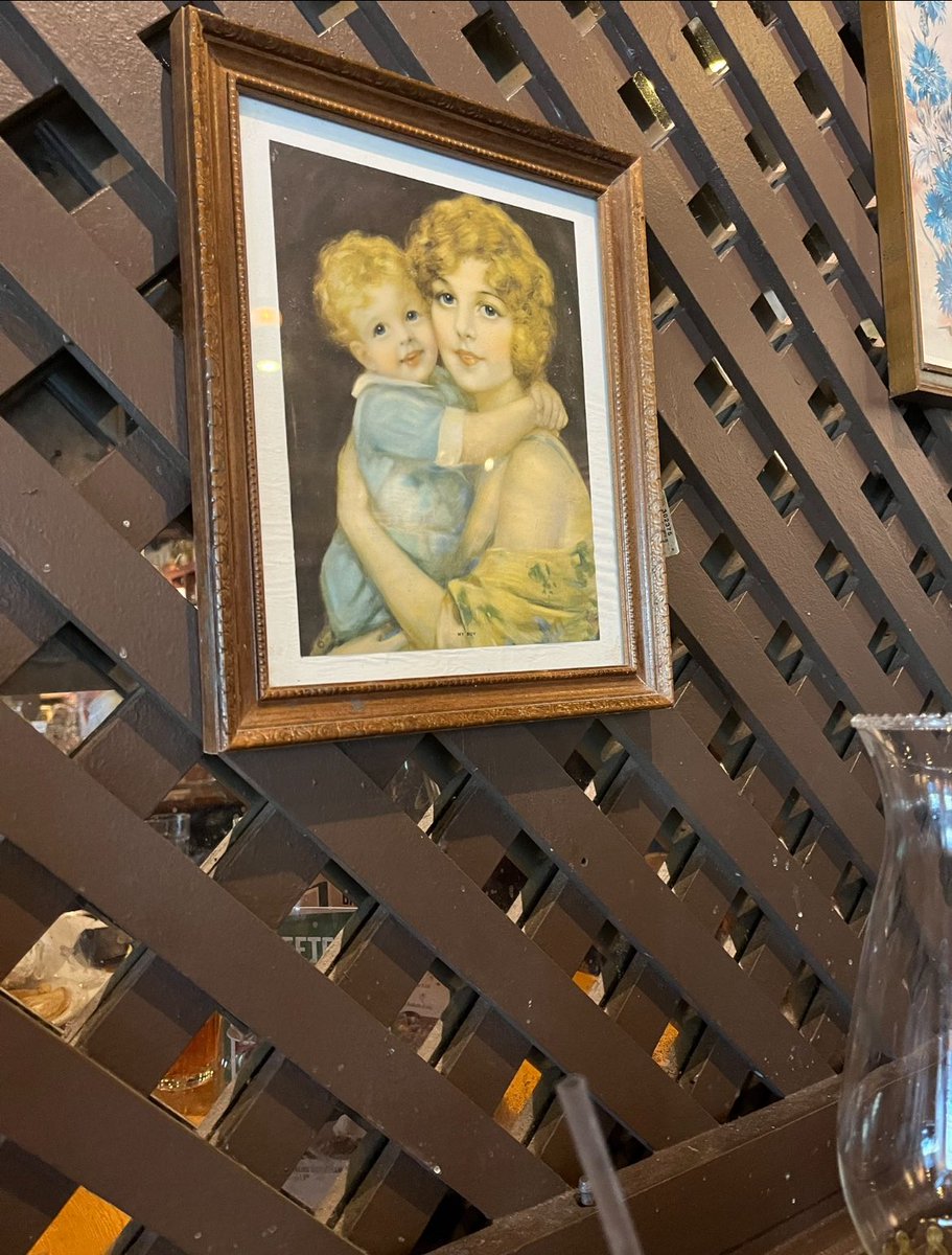 Chris Holly (@chrishollymusic) on Twitter photo Every picture tells a story
Cracker Barrel Artwork Columbia SC November 2024. No need to rebrand <a href="/CrackerBarrel/">Cracker Barrel</a> #crackerbarrell Every picture tells a story
Cracker Barrel Artwork Columbia SC November 2024. No need to rebrand <a href="/CrackerBarrel/">Cracker Barrel</a> #crackerbarrell