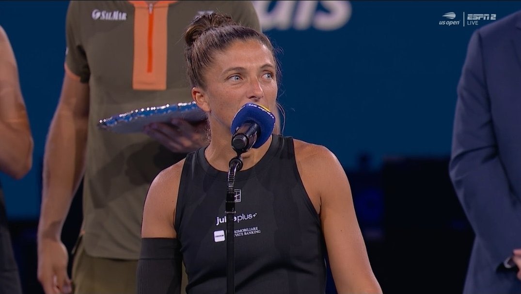 Sara Errani after winning US Open mixed doubles with Vavassori against Swiatek &amp; Ruud in the final

“I think this one is for all the doubles players that couldn’t play this tournament. I think this one is also for them.” 🥹