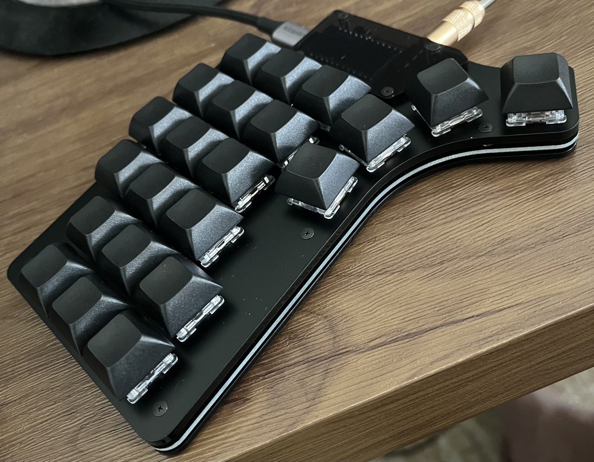 【24時間以内発送】wings42 自作キーボード 24時間以内発送】wings42 自作キーボード - メルカリ
