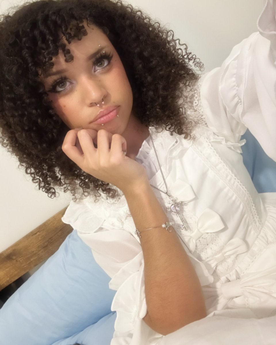 lalalala..🗝₊˚⊹♡