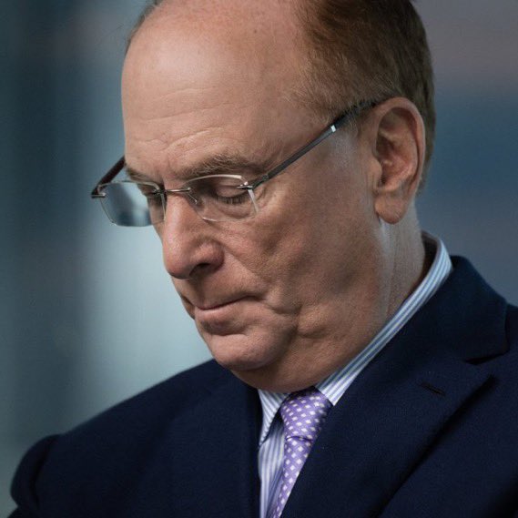 🔴ROVER: BlackRock vende criptovalute per 220 milioni di dollari in Bitcoin