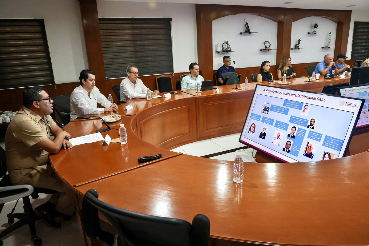 gradillasrob's tweet photo. El día de hoy sostuve una reunión con el comité interinstitucional que integra el Sistema Arrecifal Artificial Sonorense (SAAS), dando seguimiento a este proyecto estratégico que contribuye a la conservación de nuestros ecosistemas marinos y al desarrollo sustentable de Sonora. 🌊

Bajo las instrucciones de nuestro Gobernador @AlfonsoDurazo, continuamos trabajando para impulsar el turismo y el desarrollo económico del estado. ✅