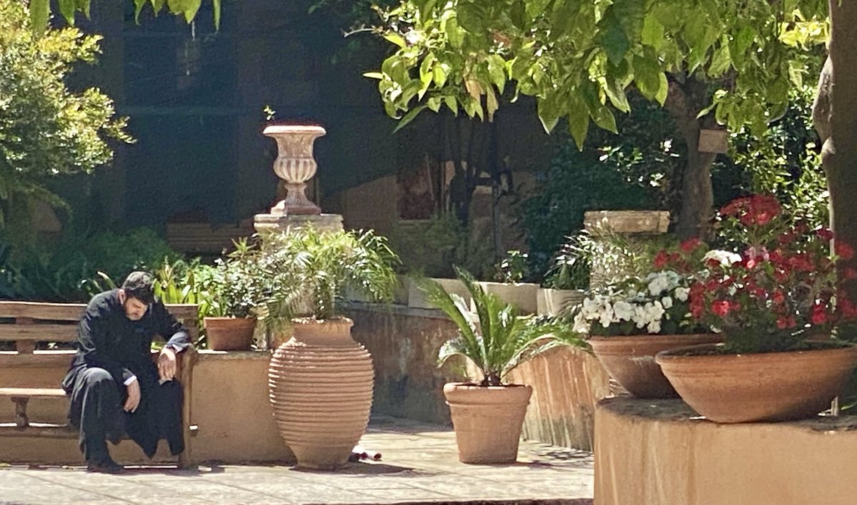 Annabaesle's tweet image. Es schüttet aus Kübeln.

Freibad wird heute nichts😩, ich trauere, darum ab ins Frühschwimmen.

Ein weiterer schneller Kaffee, ab aufs Radl … Guten Morgen!

#Kreta