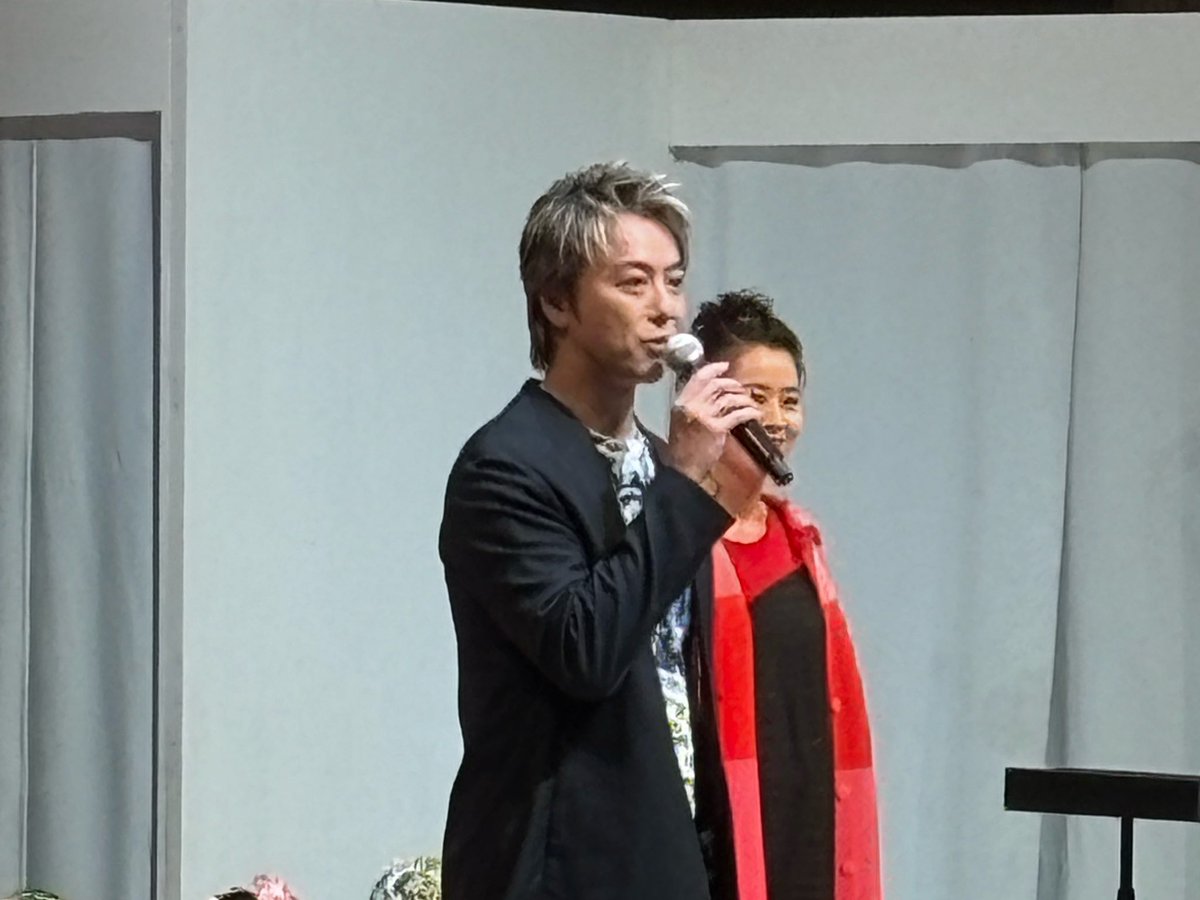 yokotin_f's tweet photo. ◾️書道パフォーマンス甲子園inEXPO
始まりました☺️
EXILE TAKAHIROさんをはじめとする豪華審査員も観戦しています😊
ケーブルテレビのコスモスチャンネルで生中継されているので、ぜひご覧ください🙇‍♂️
#書道パフォーマンス甲子園 
#TAKAHIRO https://t.co/4sbfrBMb3B