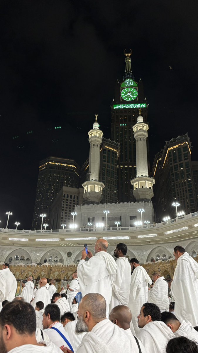 t_oii7's tweet photo. الحمدلله على التمام ، اللهم اجعلها عمرةٌ مقبولة وسعيًا مشكورًا وذنبًا مغفورًا ودعاءً مستجاباً https://t.co/NbxNm7aITv
