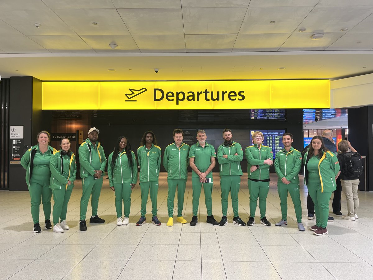 thebigissue's tweet image. The Street Socceroos have taken flight and are on their way to represent Australia at the 20th @homelesswrldcup in Norway! Keep up with all the ‘Cup action right here on our social media channels – we’ll be live streaming every Australian game on our Facebook ⚽
#Oslo2025HWC