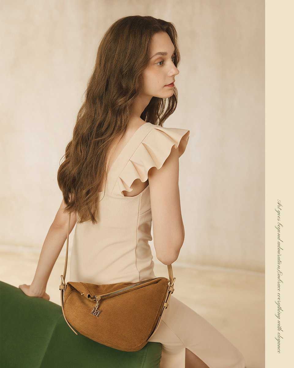 Mossdoom_Asia's tweet image. New Arrival | Minimalist · Designed with Flair Unlock endless styles with one versatile bag! Plus, snag a 10K New Product Coupon when you buy!  Limited Time Offer: August 27, 2025 - September 2, 2025 Experience it now: Click the link in bio for a sneak peek!  #MOOSDOOM