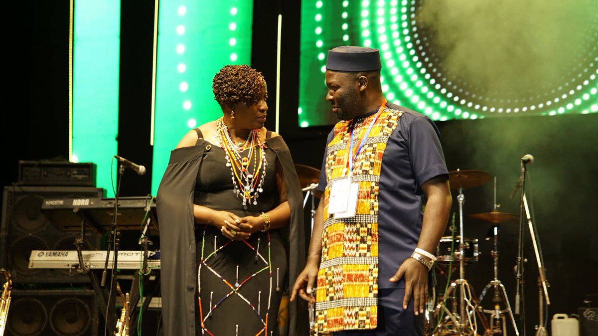 Dhamuzungu_p's tweet image. As a former Rotaractor, the fraternity gave me the foundation that shaped me into the Rotarian I am today. Leadership opportunities like coordinating the #100ThDISCON Eastern Region and hosting over 3000 delegates in #Jinja pushed me to grow and serve.

#ItsTimeToJoinRotaract