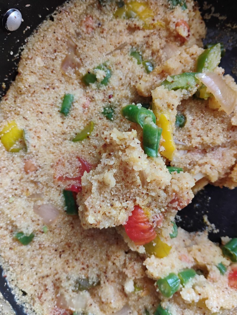 vincimax's tweet photo. Mixed vegetables rava uppuma. #MeshuCooks https://t.co/FOC5jD8dJu