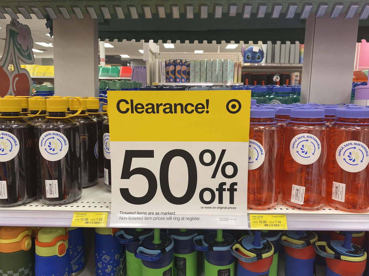 hawaiine55's tweet image. ハワイのターゲット
Nalgeneボトル半額セール中
Back to school