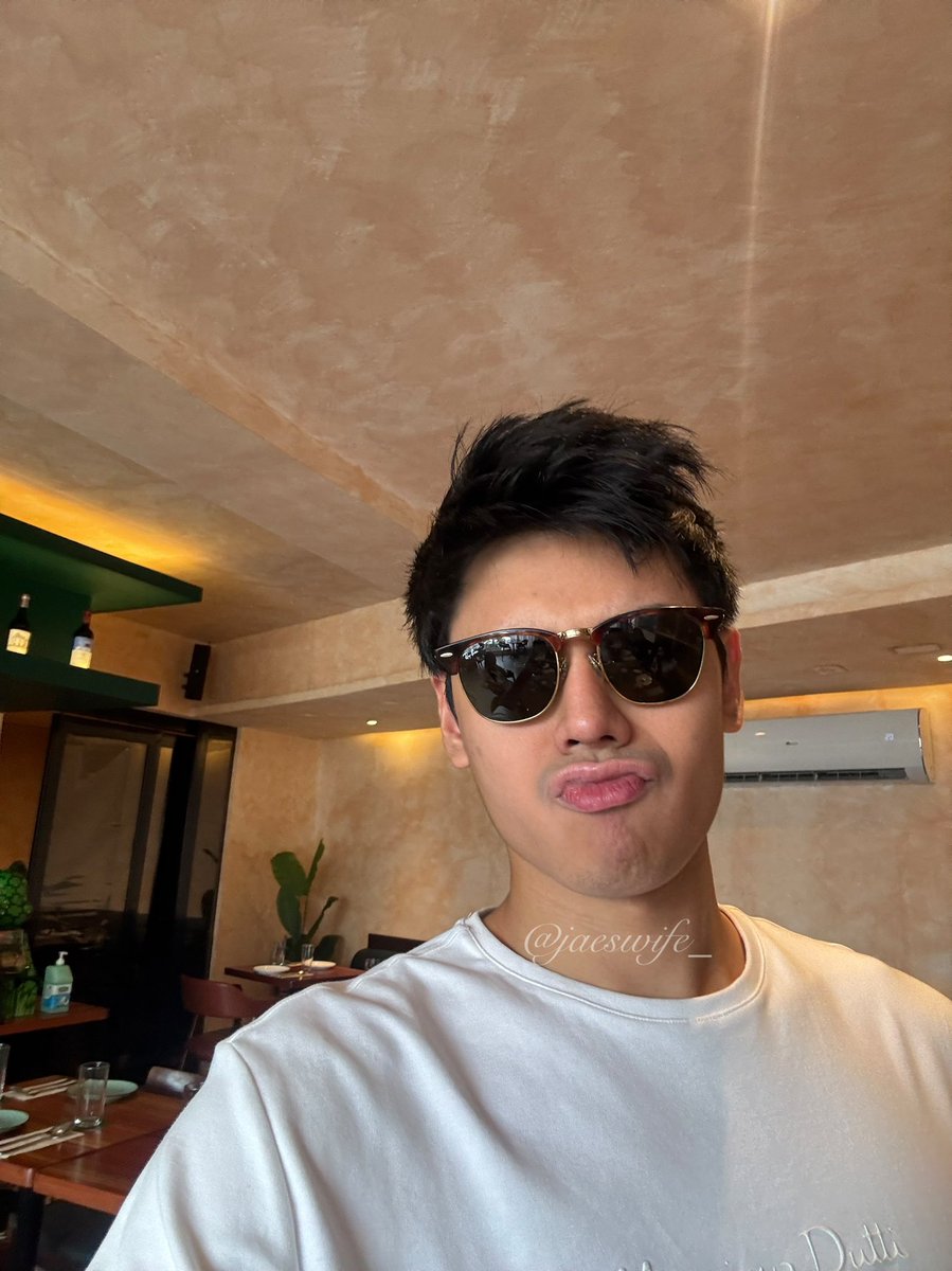 jaeswife_'s tweet photo. Napakacute mo, paps!! Kagigil! Haha

LOVE WINS WITH DUSTBIA https://t.co/mBHEAAVuEE
