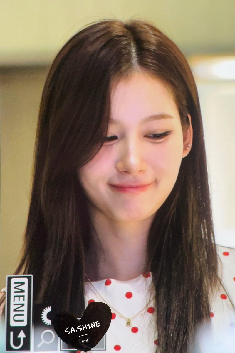 250821 ICN

너무 귀여워 🥹👶

#트와이스 #사나 #TWICE #SANA #サナ