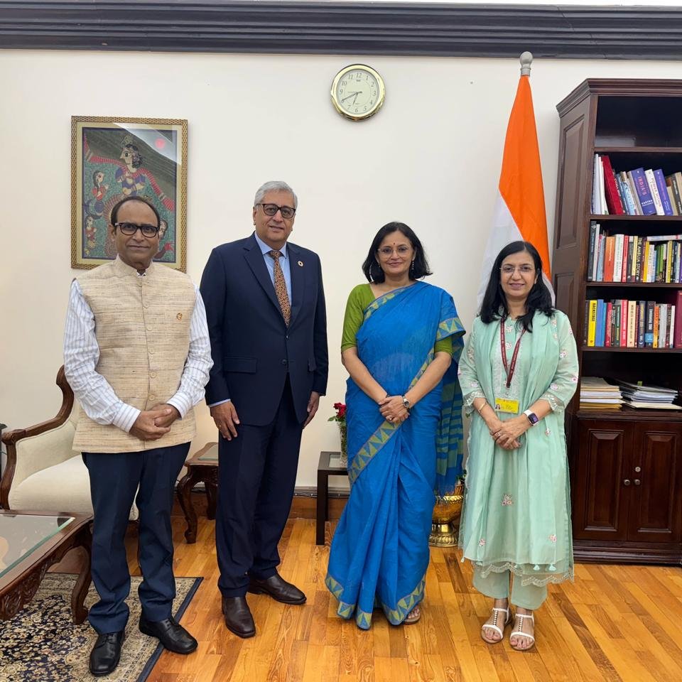 UNOPS India (@unops_india) on Twitter photo Mr <a href="/sanjaymathur_my/">Sanjay Mathur</a>, Regional Director (Asia-Pacific), <a href="/UNOPS/">UNOPS</a> with Mr <a href="/vinodmishra_UN/">Vinod Mishra</a>, Country Manager, UNOPS India had a meaningful discussion with Ms Anuradha Thakur, Secretary and Ms <a href="/GeetuJoshi3/">Geetu Joshi</a> , Economic Advisor, Department of Economic Affairs, <a href="/FinMinIndia/">Ministry of Finance</a>, Govt of India. Mr <a href="/sanjaymathur_my/">Sanjay Mathur</a>, Regional Director (Asia-Pacific), <a href="/UNOPS/">UNOPS</a> with Mr <a href="/vinodmishra_UN/">Vinod Mishra</a>, Country Manager, UNOPS India had a meaningful discussion with Ms Anuradha Thakur, Secretary and Ms <a href="/GeetuJoshi3/">Geetu Joshi</a> , Economic Advisor, Department of Economic Affairs, <a href="/FinMinIndia/">Ministry of Finance</a>, Govt of India.