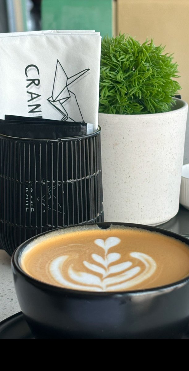 سعداء ما دمنا متعافين ما دمنا نضحك دون وجع  ما دمنا نتحرك دون عناء .. الحمد لله 🤍🇦🇪