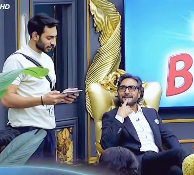 BOT ALAA Khan Saab trending effortlessly 🤌🏻🔥 
#SaifAliKhan 
#Tamasha4