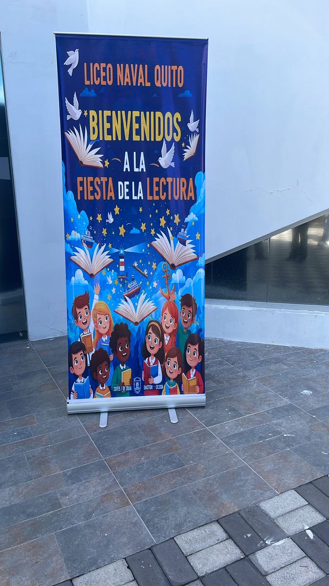 lnavalquitorc's tweet photo. ＦＩＥＳＴＡ ＤＥ ＬＡ ＬＥＣＴＵＲＡ
Con gran alegría celebramos el éxito de la Fiesta de la Lectura, un espacio donde nuestros cadetes de EGB. vivieron una experiencia enriquecedora en la que demostraron creatividad y excelentes actitudes frente al arte de leer. https://t.co/ThoqiTjfr8