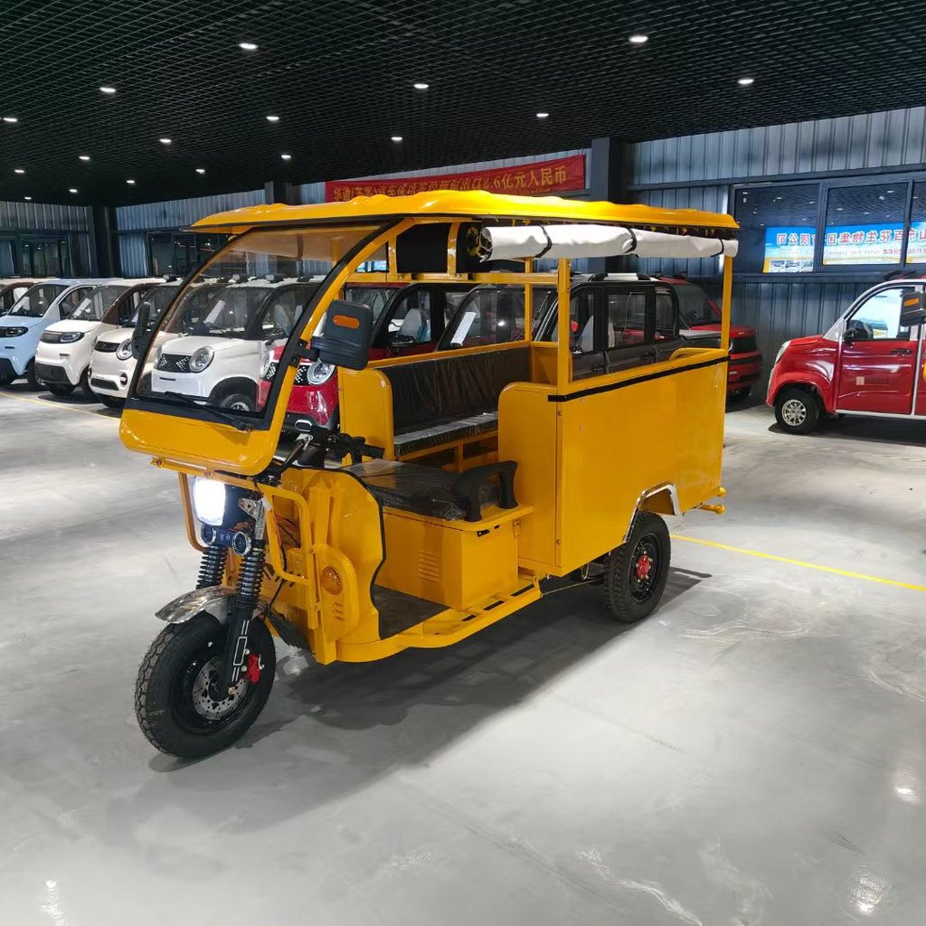 Rushi_9527's tweet photo. Electric tricycle, speed 50 km, mileage 150 km, face-to-face seats https://t.co/EYCf4k3gSv