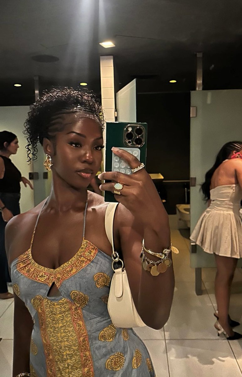 Love at first sight 🤎