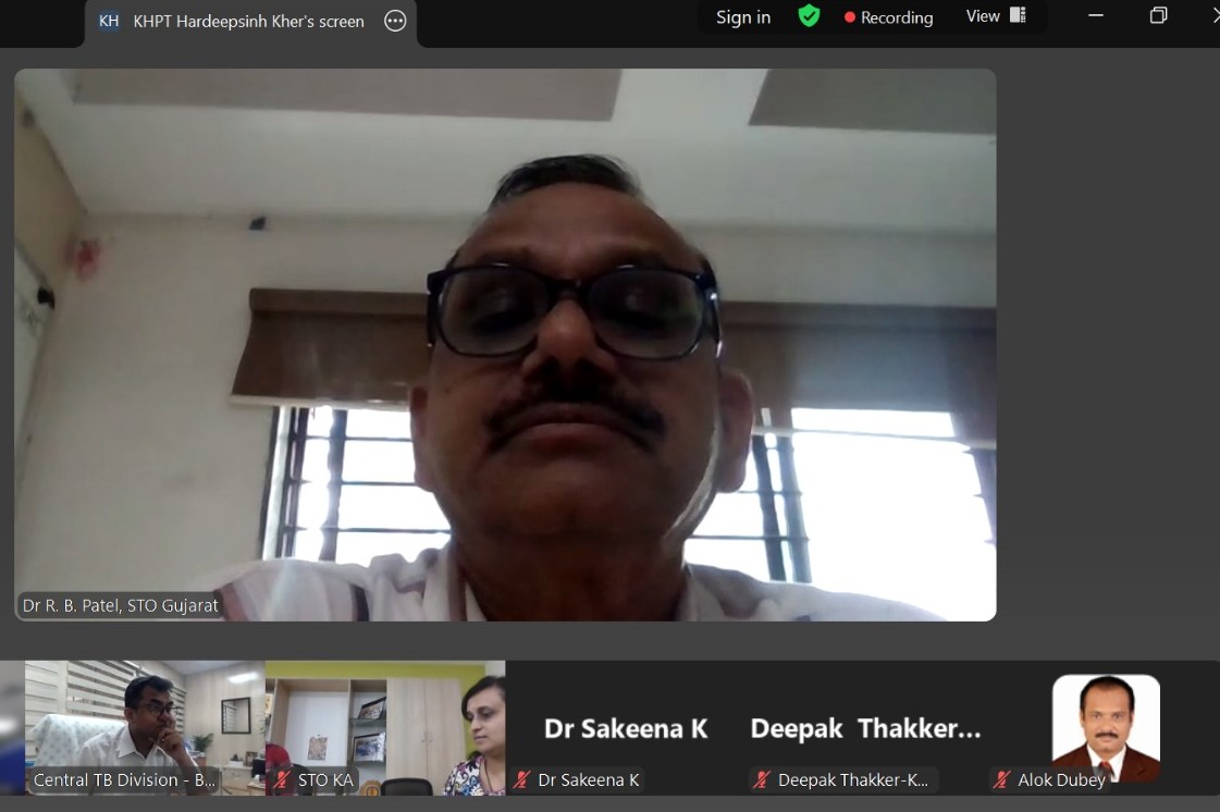 Prof. (Dr.) Urvashi B Singh, DDG (TB) chaired a state-wise virtual review meeting on 21st Aug 2025 to assess the progress of the Ni-kshay Mitra initiative. She emphasized mobilizing more Ni-kshay Mitras to ensure adoption of all TB patients &amp; families.#TBMuktBharat