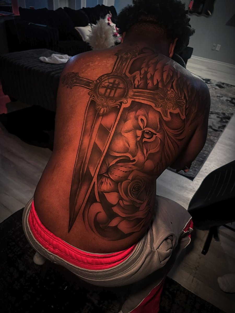 Iam_jonathan_ tweet media