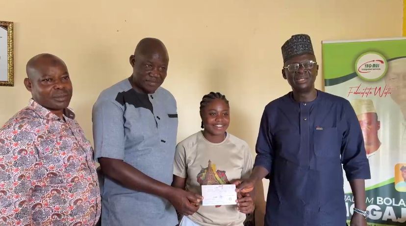 L A D E | Nupenchi (@abdullahilade) on Twitter photo Kwara United confirmed the payment of 5 million naira each for the players. Also, <a href="/BolajiEniola9/">Official Bolaji Eniola</a> received the cheque for her 5 million Naira on Tuesday, 19th August, 2025. Kwara United confirmed the payment of 5 million naira each for the players. Also, <a href="/BolajiEniola9/">Official Bolaji Eniola</a> received the cheque for her 5 million Naira on Tuesday, 19th August, 2025.