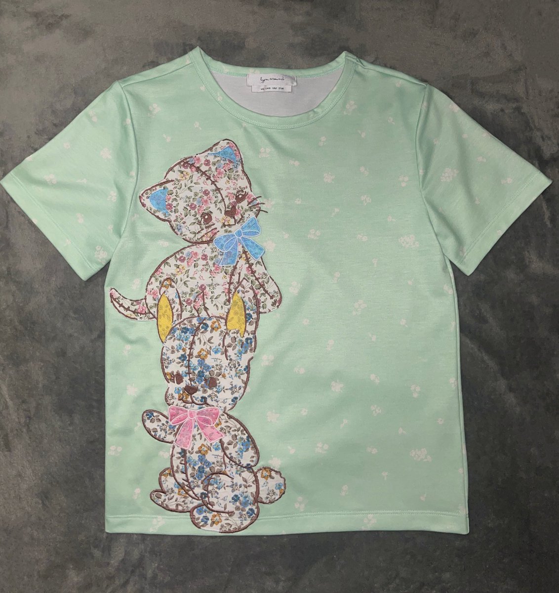 IcEWaranyaa's tweet photo. 🌷ส่งต่อ เสื้อ Lyn around🌷
♡ ไซส์ XS ลายปัก สีเขียว สภาพใหม่
♡ 490฿ ขอดูรูปเพิ่มเติมได้นะคะ รับผ่อน
📮ค่าส่ง 50฿ พื้นที่ห่างไกล +50
#lynaround #เสื้อผ้ามือสอง #เสื้อมือสอง #เสื้อผ้าเกาหลี #เสื้อมือ2 #ส่งต่อเสื้อผ้า #โล๊ะตู้ #ส่งต่อเสื้อผ้ามือสอง https://t.co/F7yreRLINT