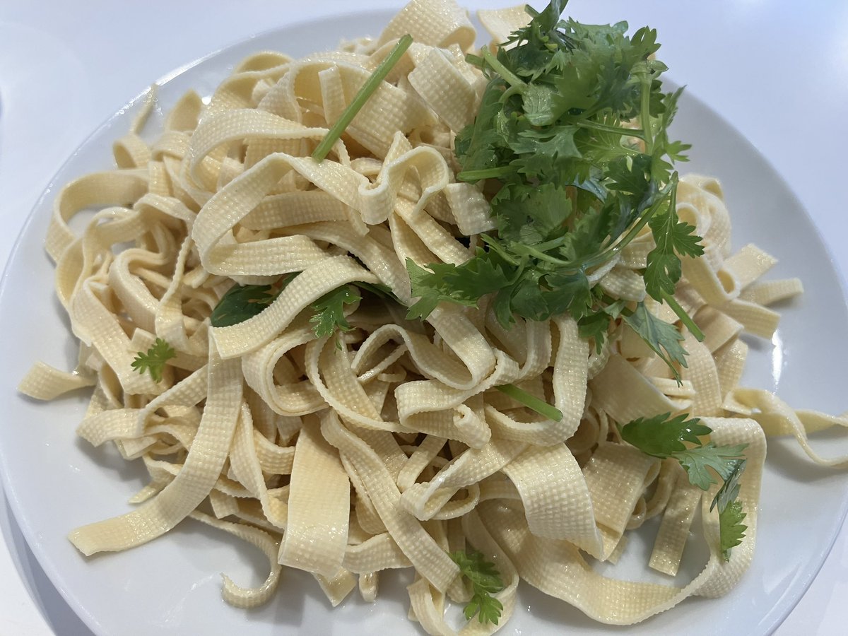 好香味坊
味坊グループの静岡出店。
羊肉麻婆豆腐も羊肉串も美味しかったですが、自分で調整できる調味料が何も無かったのはちと残念。東京とはかなり違うイメージでした。