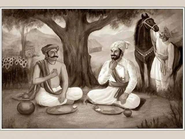 सरंजामी मराठा पाटील वर्ग नेहमी लेख लिहून आपल्याला आंबेडकरवाद शिकवायला येतात !🎯

बाबासाहेबांच्या वचनांचा आधार घेऊन बहुजनांना समजावण्याचा प्रयत्न करतात की भाजप पेक्षा काँग्रेस चांगली, म्हणून बहुजनांनी आमच्या गोटात राहावं.

पण खरा प्रश्न असा आहे की तुमच्या पक्षात शोषित, वंचित,