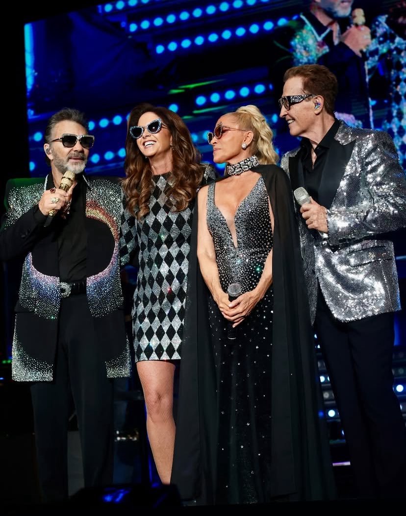 Cuatro grandes brillando mucho ✨
(literal)
#EntreAmigos