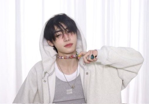 pshmew's tweet photo. 🤍🩶 https://t.co/hf44vN2Y37