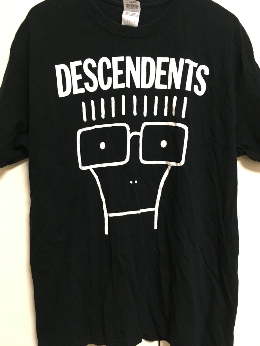 Top_40_Age's tweet photo. #833 DESCENDENTS
(確��)2012年の来日公演で購入した記憶が...。
#マーチャンダイズ記録シリーズ #DESCENDENTS #ディセンデンツ #ALL #TonyAll #OnlyCrime #RebUke #Quaranteens #Slorder https://t.co/nr5n7CDwwk