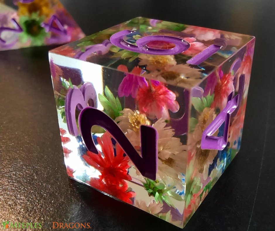 I am low-key obsessed with this set. I think it's the pastel purple ink that does it for me! 🌸

rfr.bz/tee137a

#dice #sharpedgedice #ttrpg #dnd