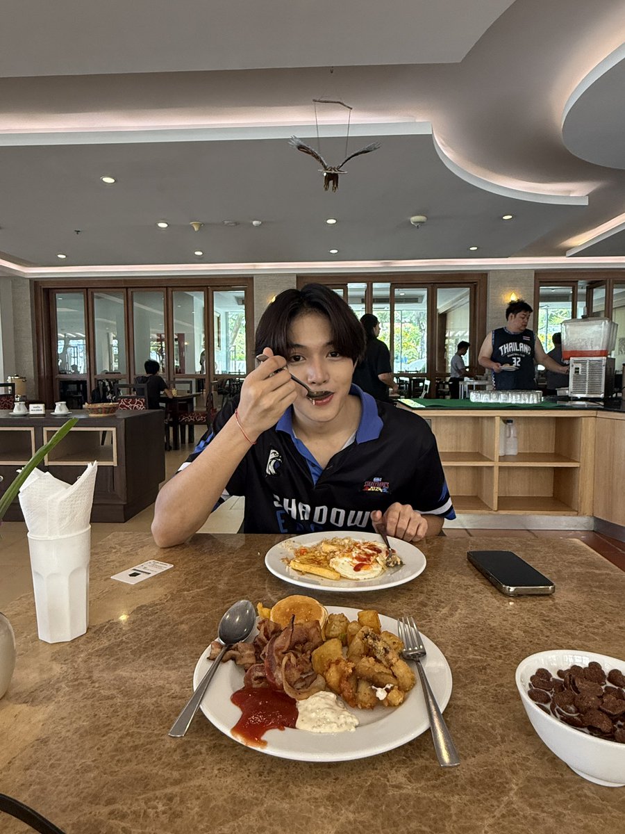 แอสตัน (Aston) 🍃🐣 tweet media