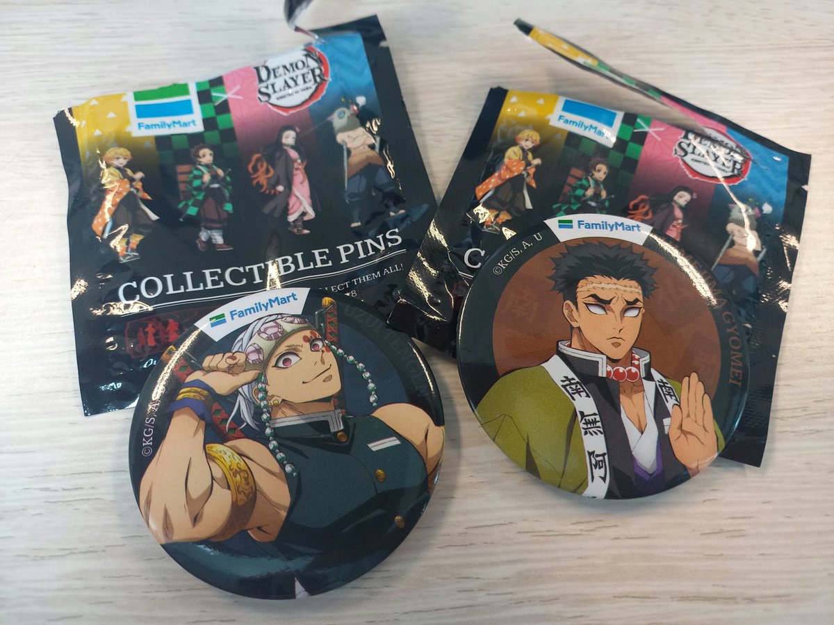 jichuu135's tweet photo. WTS or WTT 
Pin Uzui Tengen &amp; Gyomei Himejima
Family Mart
Rp 25k / pcs
Kalau Ambil 2 Rp 45k 
Free Ongkir untuk area jabodetabek

WTT ke Zenitsu, Tanjiro, Inosuke, Mitsuri, Shinobu 

Warung KNY Demon Slayer WTB Giyu, Nezuko, Tanjiro familymart kimetsu no yaiba keychain https://t.co/PfsSc4nd8y