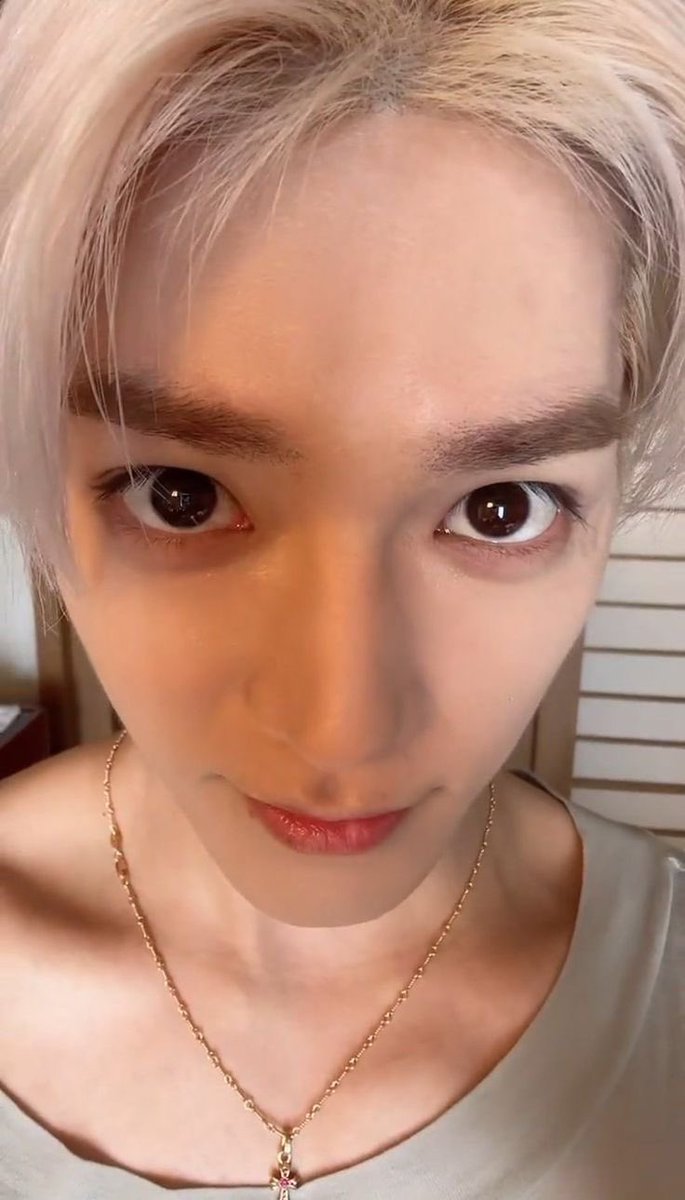 febnineteenxs's tweet photo. แพ้คนตาแป๋วว่ะ ม้าคลี ( สุดหล่อ ) ตาแป๋ว น้องจีซองตาแป๋ว แทยง ( บูบู้ ) ตาแป๋ว ป๋มรักพวกคุณ 🫶🏻🥺 https://t.co/DFTzNXKKSH
