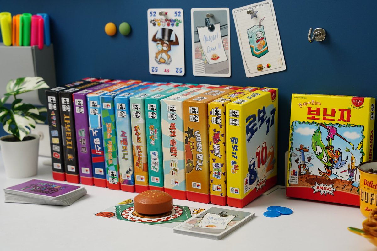KoreaBoardgames's tweet photo. This week we're celebrating our new releases— Amigo's very own Burger Slam and Baron OXX with an event on our website! Visit our online magazine for more beautiful pictures featuring Amigo card games 🃏#cardgames #boardgames #카드게임 #보드게임 #AmigoSpiele https://t.co/B5XRwOU2hd